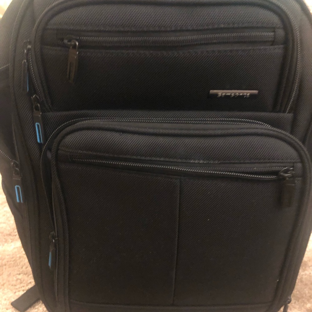 Samsonite Backpack - Picture 6 of 6